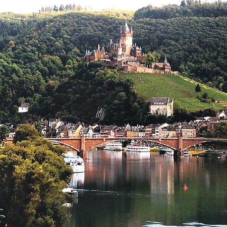 Haus Birgit Apartment Cochem Bagian luar foto