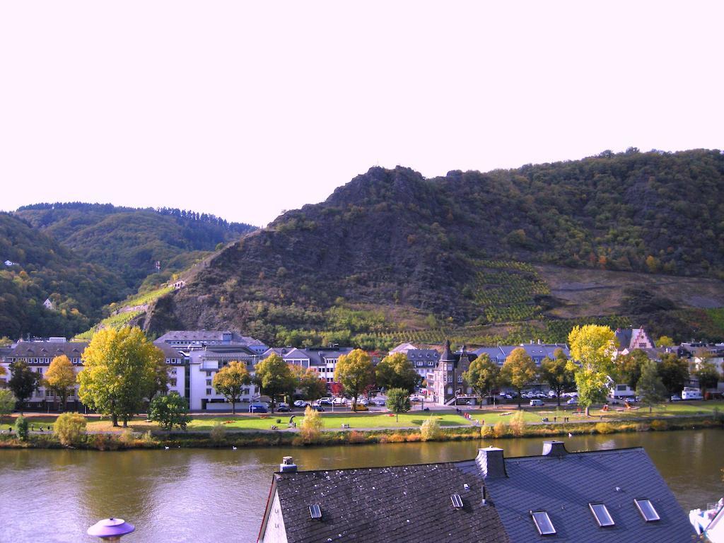 Haus Birgit Apartment Cochem Bagian luar foto