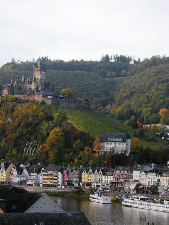 Haus Birgit Apartment Cochem Bagian luar foto