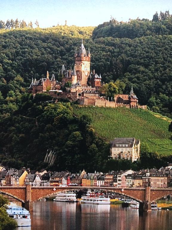 Haus Birgit Apartment Cochem Bagian luar foto